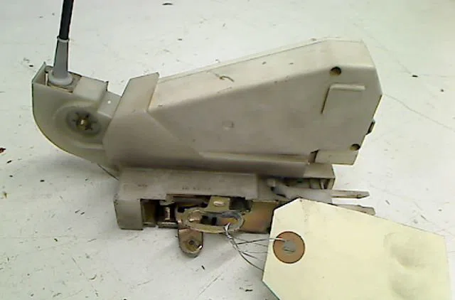 Serrure porte avd FORD MONDEO occasion