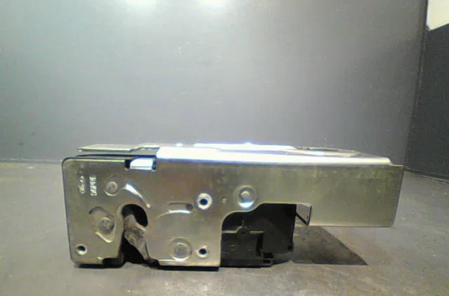 Serrure porte avd Ford TRANSIT Camionnette (FA_ _) 2.2 tdci (2011-2014) occasion