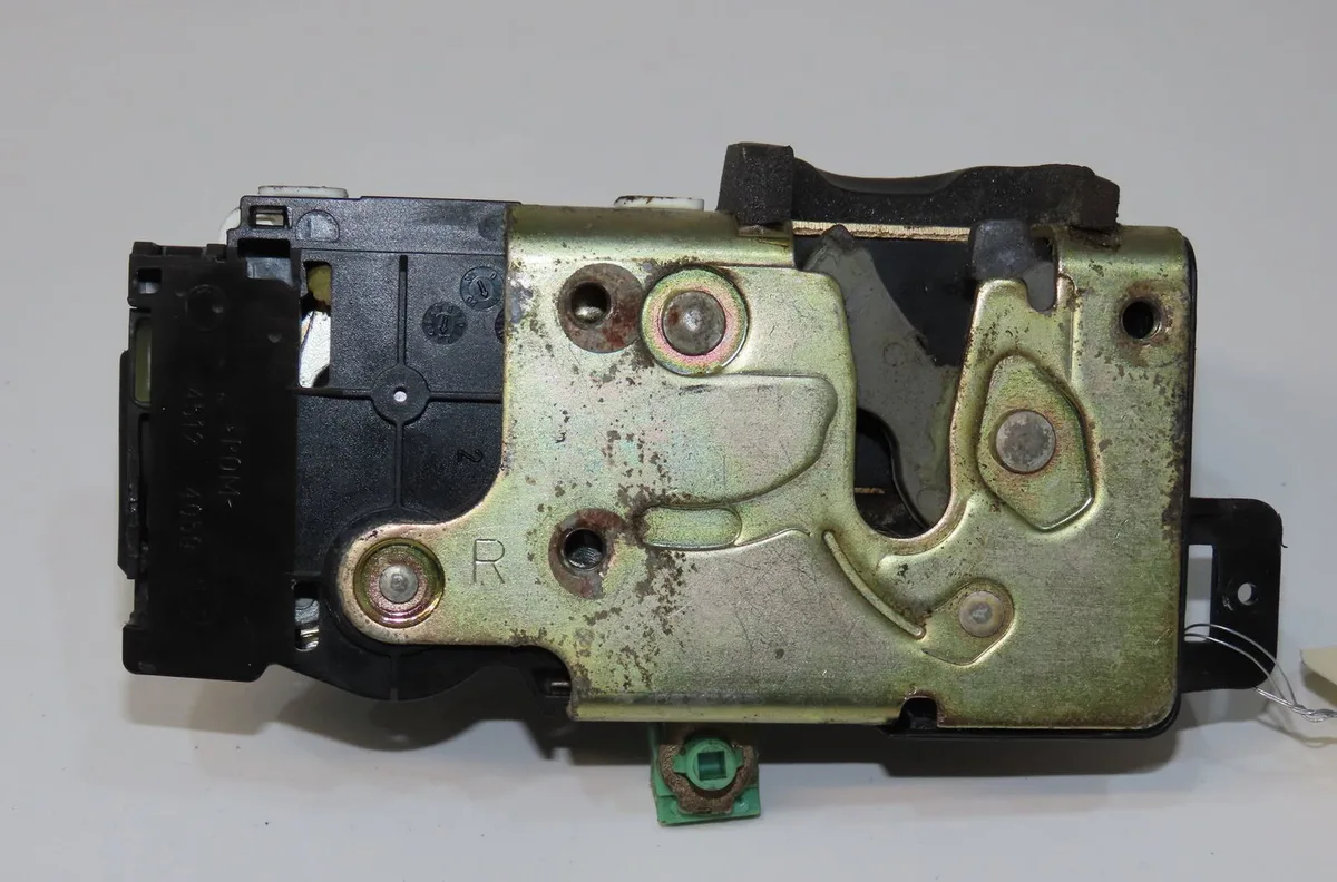 Serrure porte avd Jaguar S-TYPE II (X200) 2.7 d (2004-2007) occasion