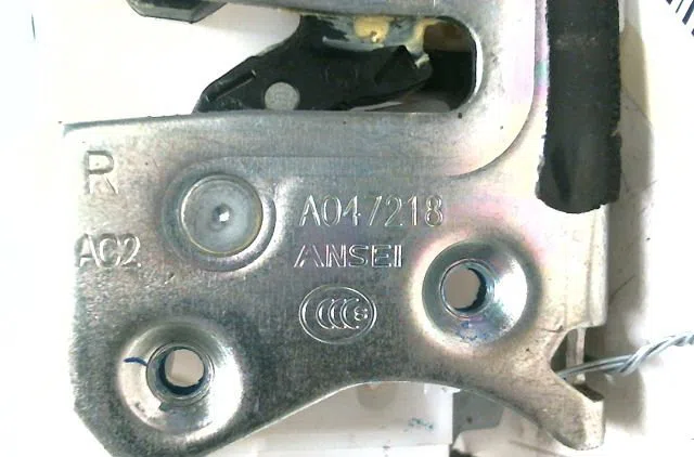 Serrure porte avd MITSUBISHI ASX occasion
