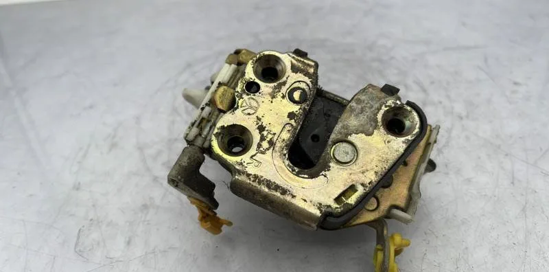 Serrure porte avd NISSAN MICRA 2 PHASE 2 occasion