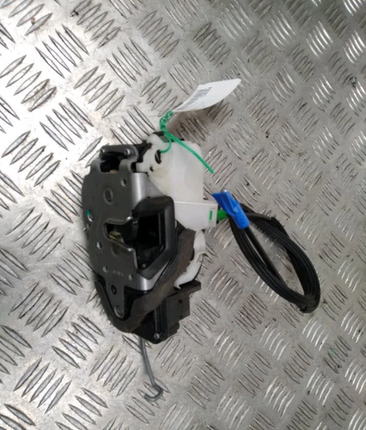 Serrure porte avd Opel ADAM (M13) 1.0 (2014-2018) occasion