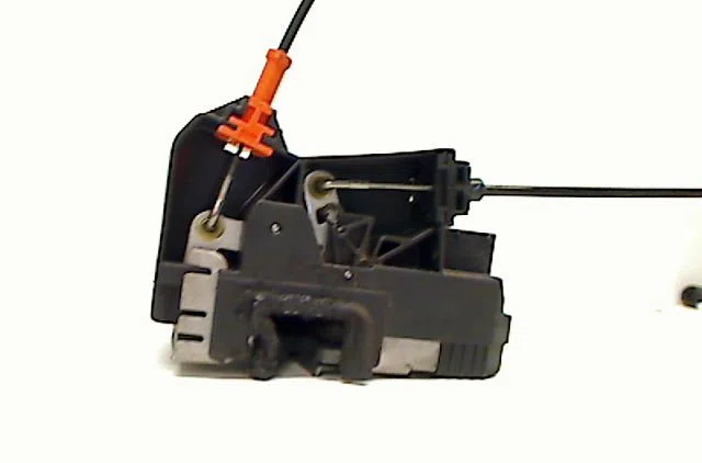 Serrure porte avd OPEL CORSA occasion