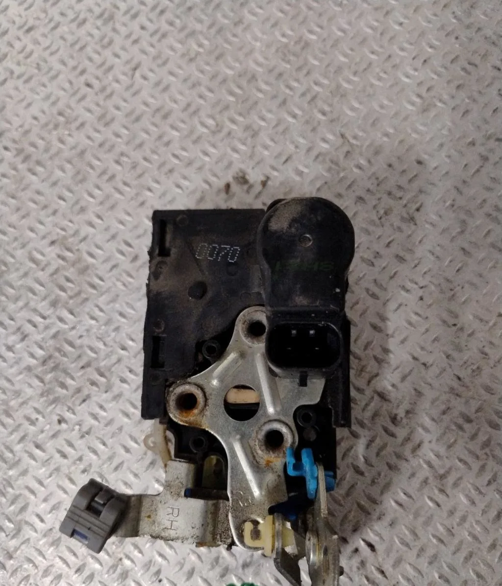 Serrure porte avd OPEL KARL occasion