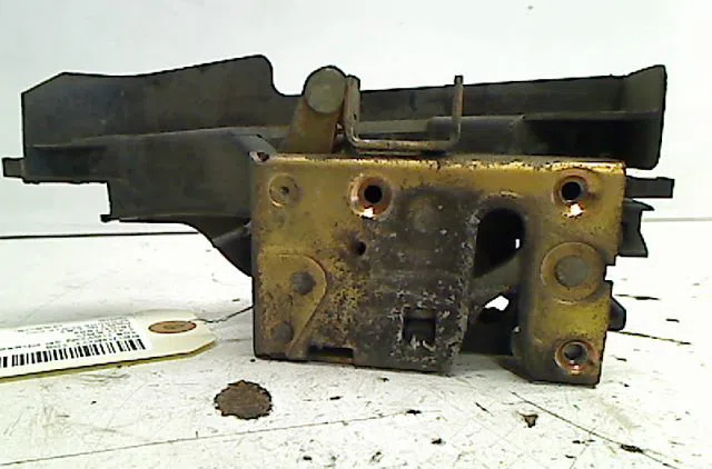 Serrure porte avd PEUGEOT 106 occasion
