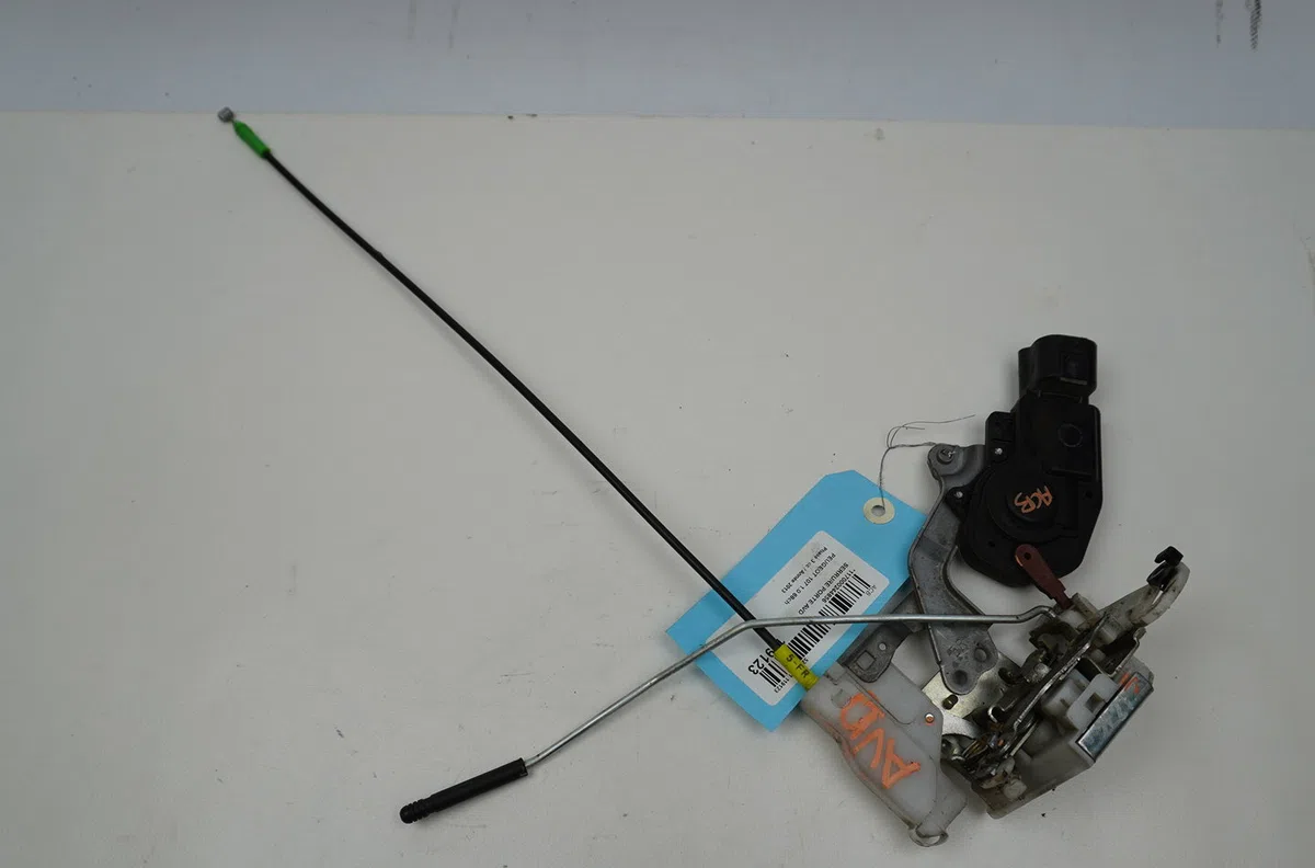 Serrure porte avd Peugeot 107 (PM_, PN_) 1.0 (2005-2014) 3 portes occasion
