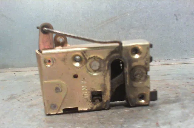Serrure porte avd PEUGEOT 205 Phase 1 03-1983--07-1987 occasion