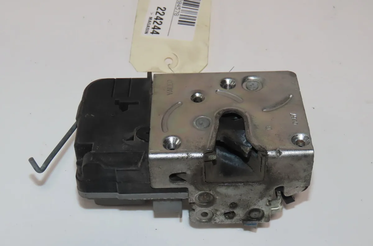 Serrure porte avd Peugeot 206 (2L_, 2M_) 1.1 (2009-2013) occasion