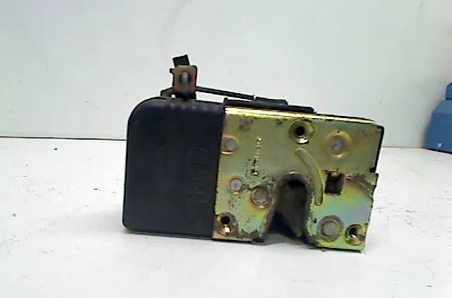 Serrure porte avd PEUGEOT 206 occasion