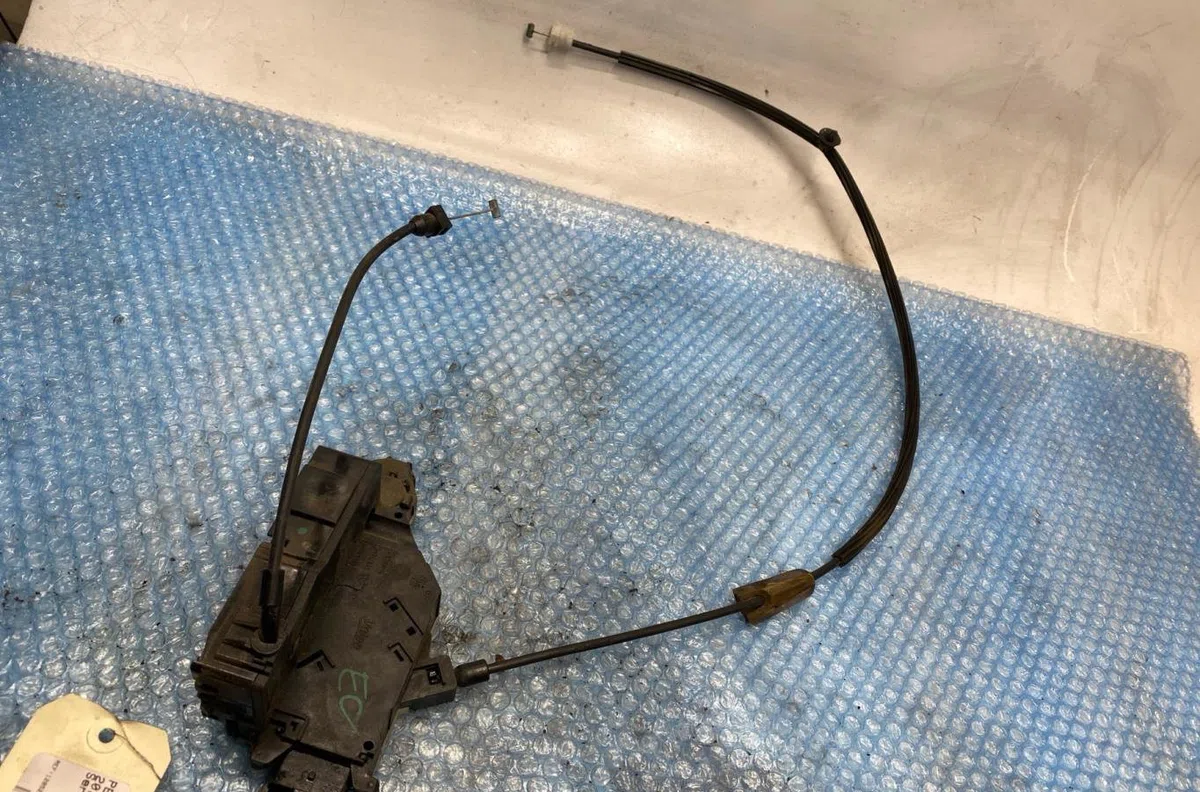 Serrure porte avd Peugeot 207-207 (WA_, WC_) 1.6 hdi (2006-2013) 5 portes occasion