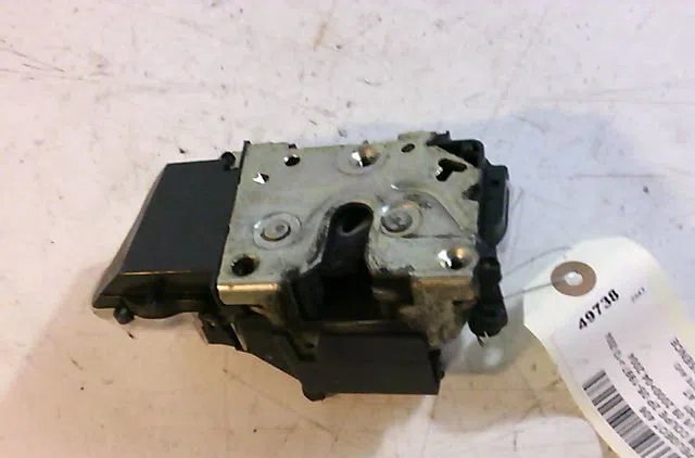 Serrure porte avd PEUGEOT 406 occasion