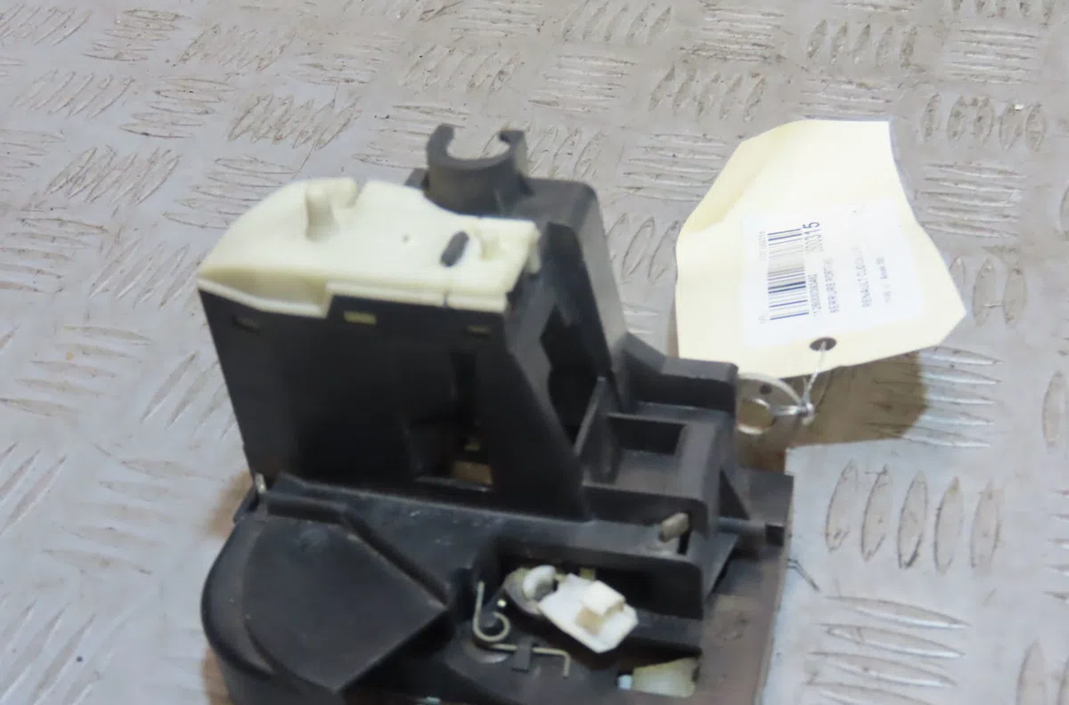 Serrure porte avd Renault CLIO II (BB_, CB_) 1.2 16v (bb05, bb0w, bb11, bb27, bb2t, bb2u, bb2v, cb05,... (2001-2016) 3 p