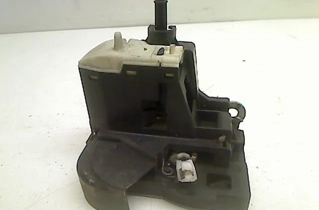 Serrure porte avd Renault CLIO II (BB_, CB_) 1.5 dci (b-cb08) (2001-2005) 5 portes occasion