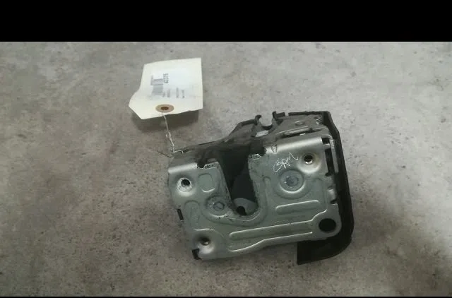 Serrure porte avd Renault CLIO II (BB_, CB_) 1.5 dci (b-cb3m) (2005-2010) 3 portes occasion