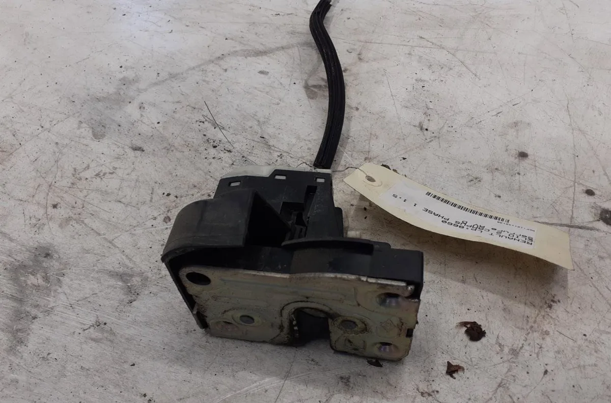 Serrure porte avd Renault CLIO II (BB_, CB_) 1.5 dci (b-cb3m) (2005-2010) 3 portes occasion