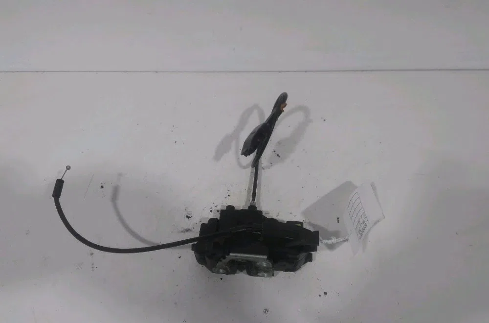 Serrure porte avd Renault CLIO III (BR0-1, CR0-1) 1.5 dci (br0h, cr0h, cr1s, br1s) (2005-2014) 3 portes occasion