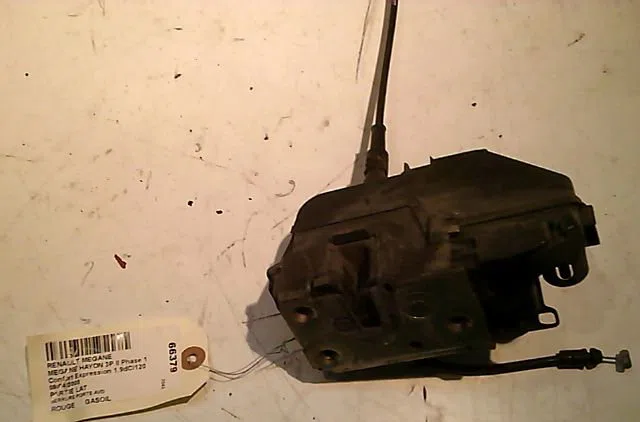 Serrure porte avd RENAULT MEGANE occasion