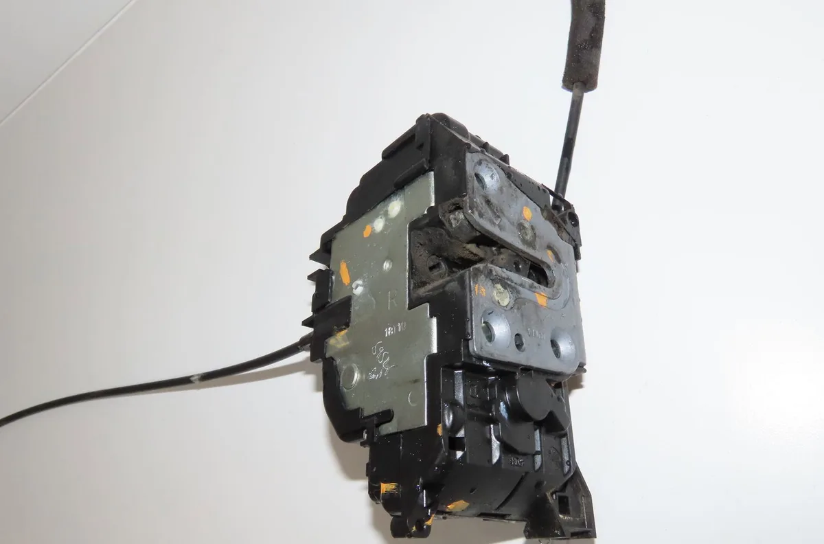Serrure porte avd Renault MODUS - GRAND MODUS (F-JP0_) 1.2 (jp0c, jp0k, fp0c, fp0k, fp0p, jp0p, jp0t) (2004) 5 portes oc