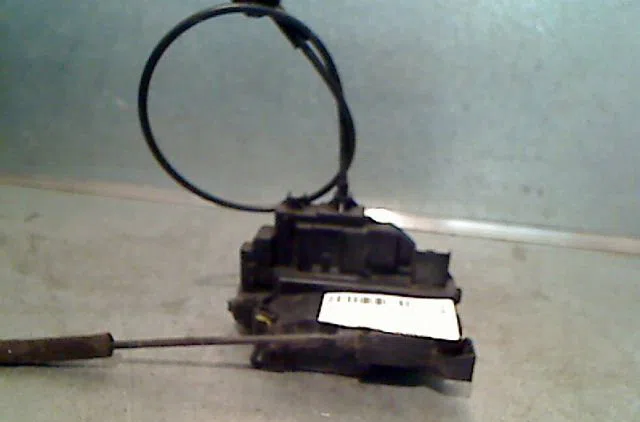 Serrure porte avd RENAULT MODUS Phase 1 09-2004--12-2007 occasion