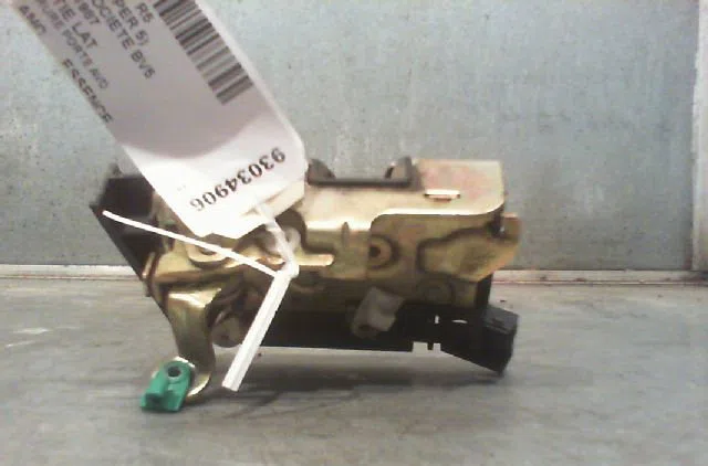 Serrure porte avd RENAULT R5 1987 occasion