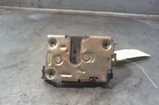 Serrure porte avd RENAULT R5 1995 occasion