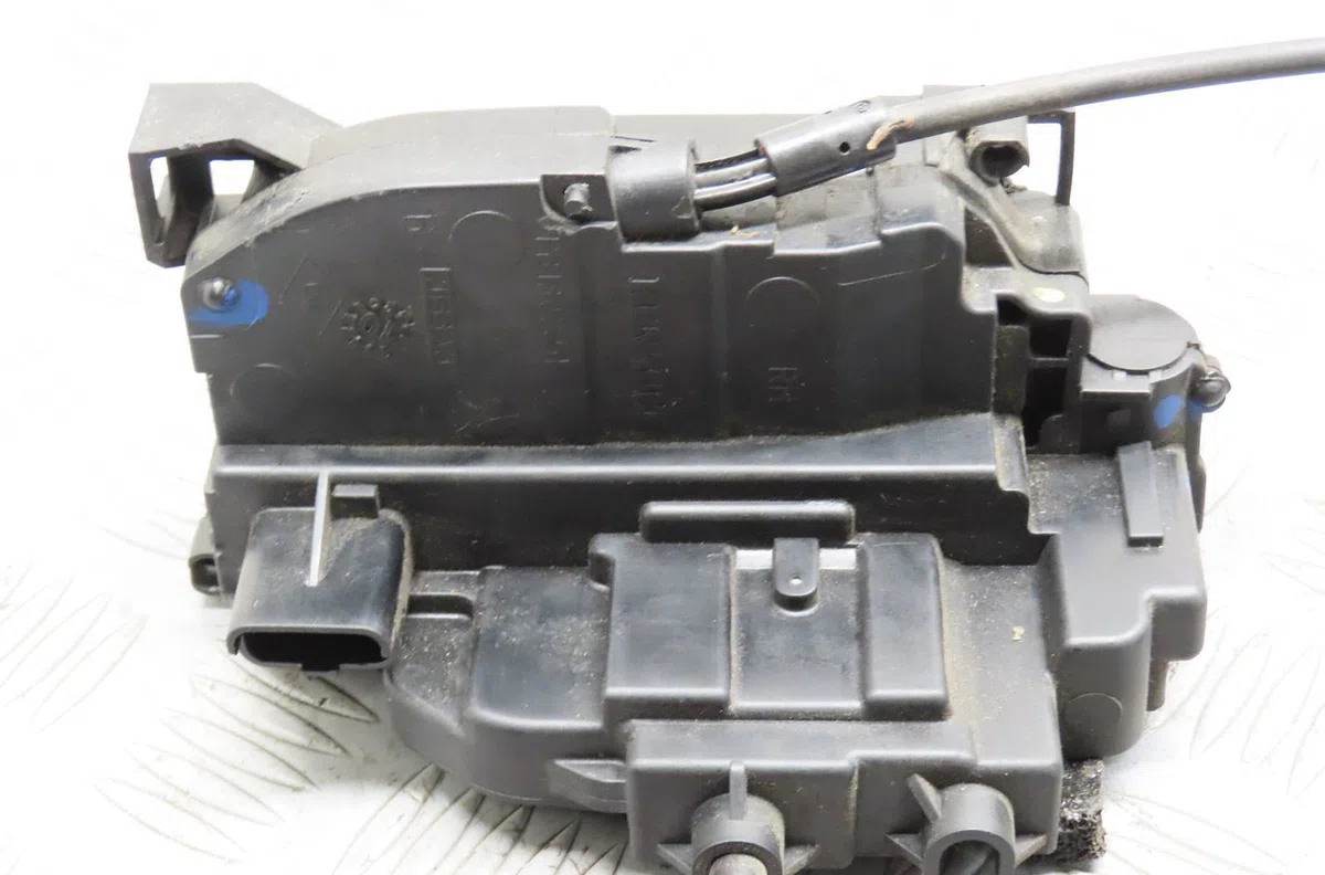 Serrure porte avd Renault SCÉNIC III (JZ0-1_) 1.5 dci (jz02, jz0r) (2010) occasion