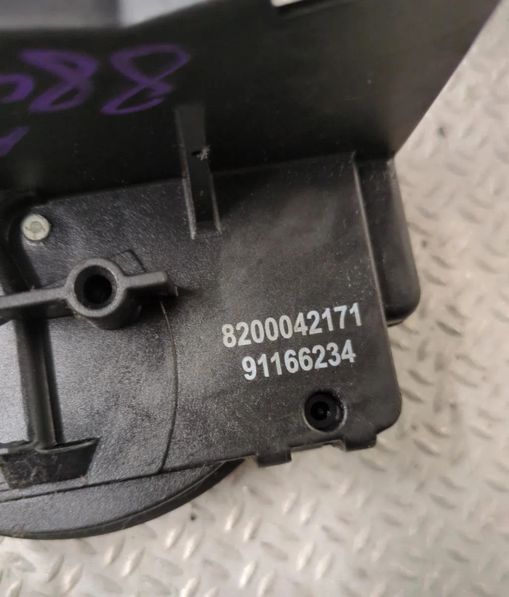 Serrure porte avd RENAULT TRAFIC 2  TRAFIC 2 PHASE 2 occasion