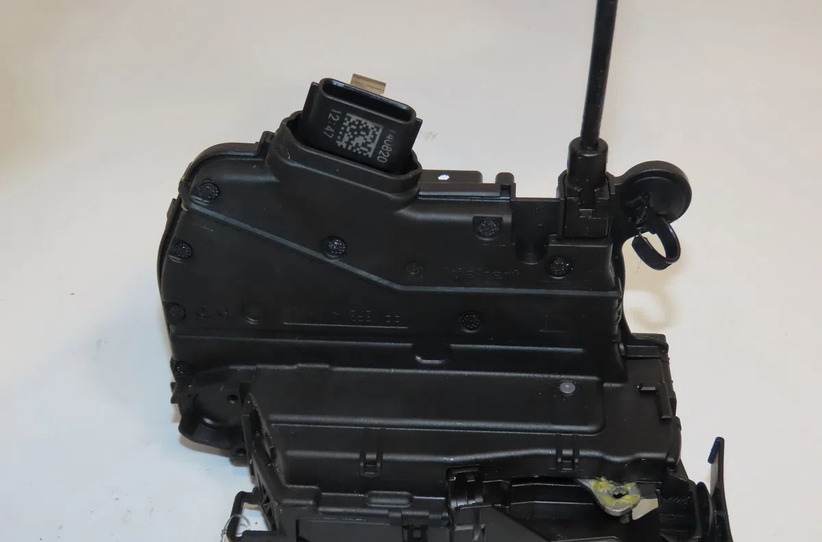 Serrure porte avd Renault ZOE (BFM_) Zoe (bfmc, bfmd) (2019) occasion