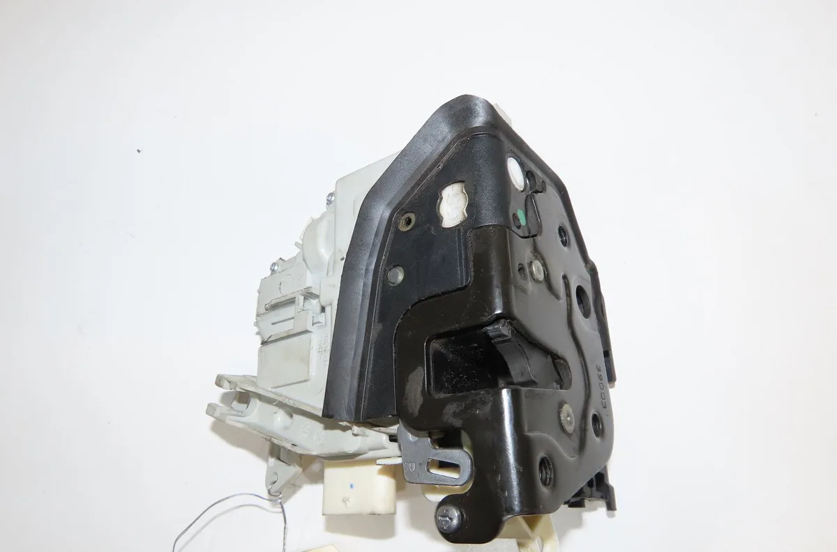 Serrure porte avd Seat ALTEA XL (5P5, 5P8) 2.0 tdi 16v (2006) occasion
