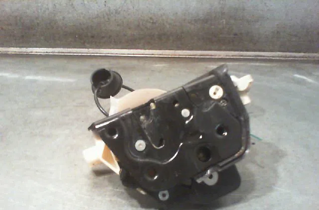 Serrure porte avd Seat EXEO ST (3R5) 2.0 tdi (2009-2013) occasion