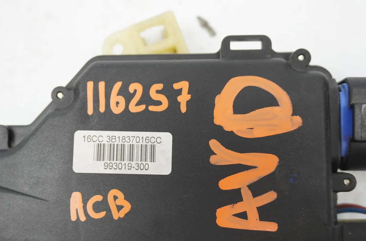 Serrure porte avd Seat IBIZA III (6L1) 1.4 tdi (2002-2005) 3 portes occasion