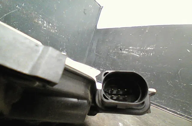 Serrure porte avd Seat IBIZA IV (6J5, 6P1) 1.6 tdi (2009-2015) occasion