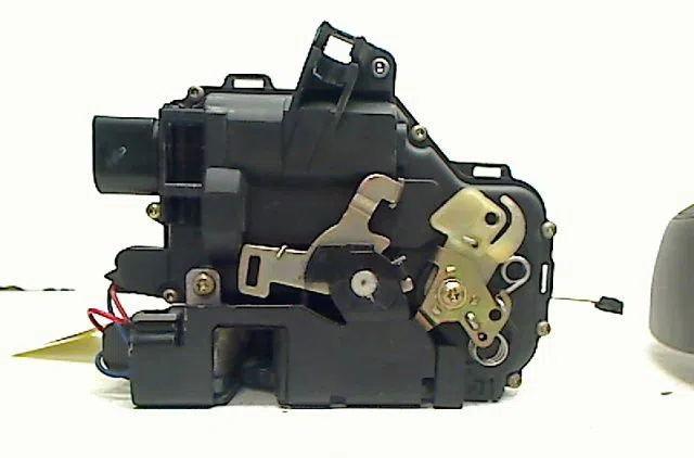 Serrure porte avd Seat LEON (1M1) 1.9 tdi (1999-2006) occasion