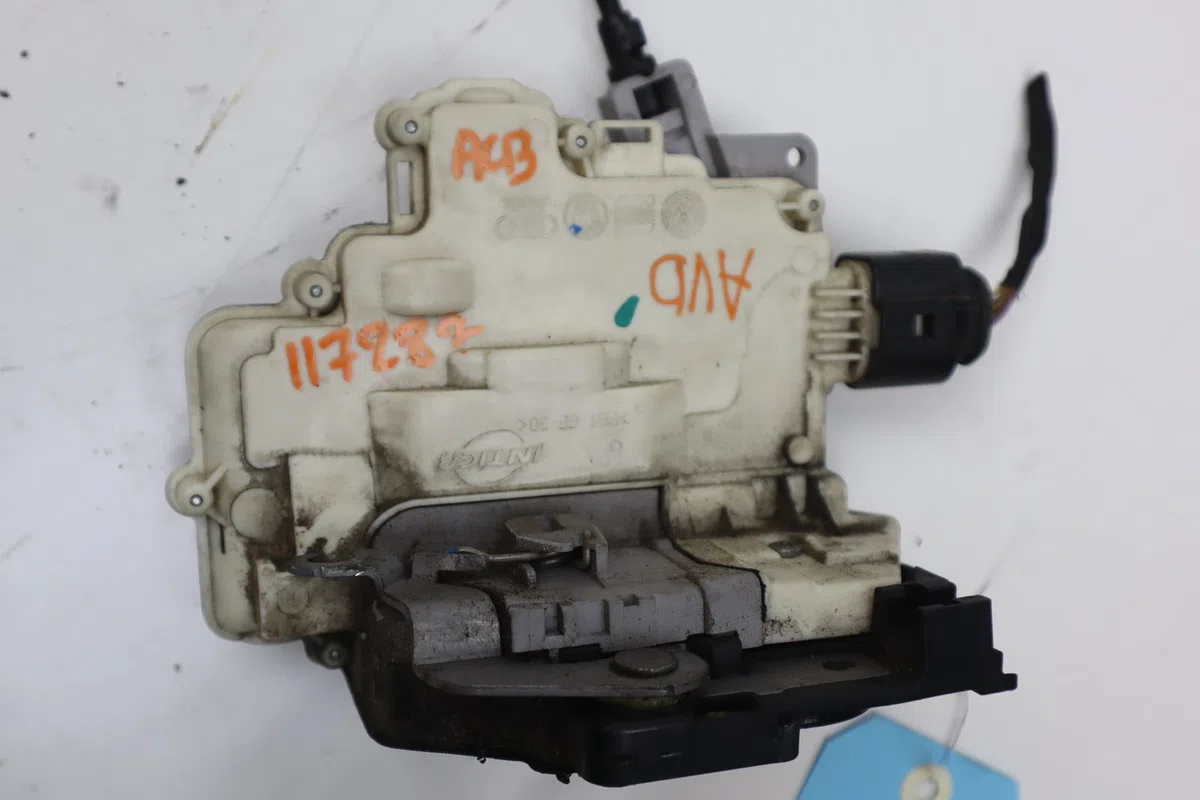 Serrure porte avd Seat LEON (1P1) 2.0 tdi 16v (2005-2012) occasion