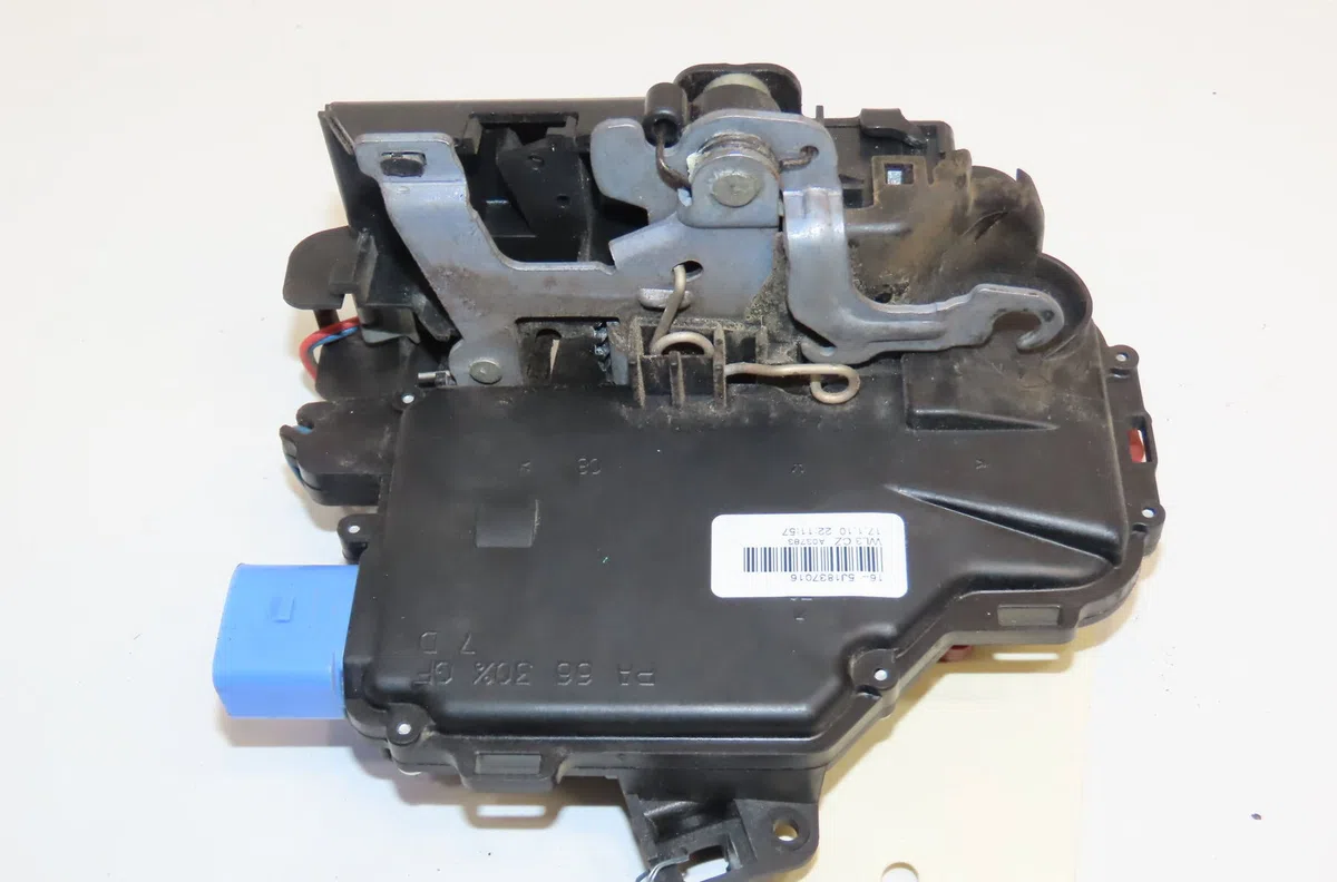 Serrure porte avd Skoda FABIA II (542) 1.4 tdi (2007-2010) occasion