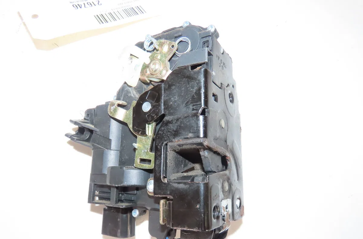 Serrure porte avd Volkswagen BORA I (1J2) 1.9 tdi (1998-2005) occasion