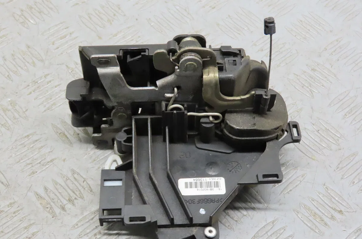 Serrure porte avd Volkswagen CADDY III Camionnette-Monospace (2KA, 2KH, 2CA, 2CH) 1.9 tdi (2004-2010) occasion