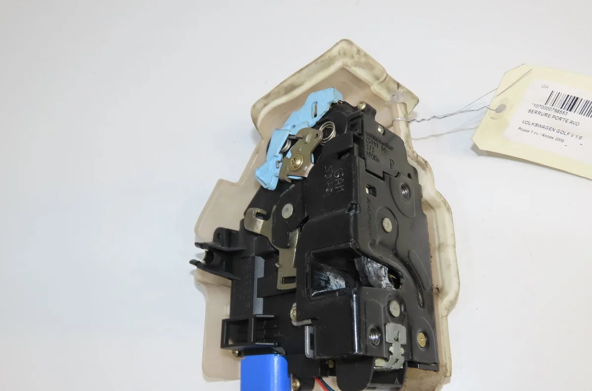 Serrure porte avd Volkswagen GOLF V (1K1) 1.6 (2004-2008) occasion