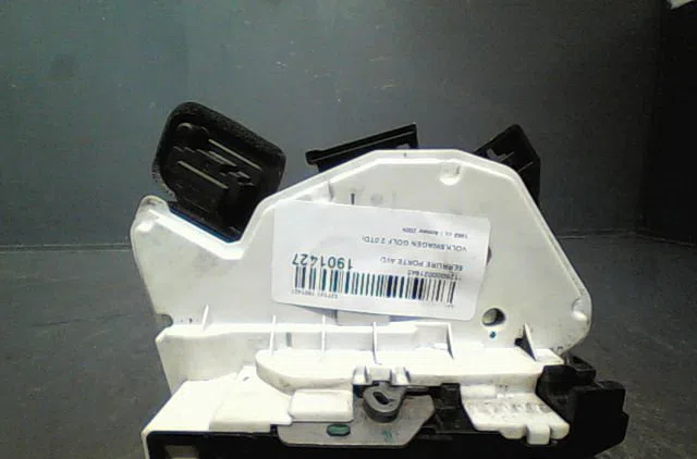 Serrure porte avd Volkswagen GOLF VI (5K1) 2.0 tdi (2008-2013) 5 portes occasion