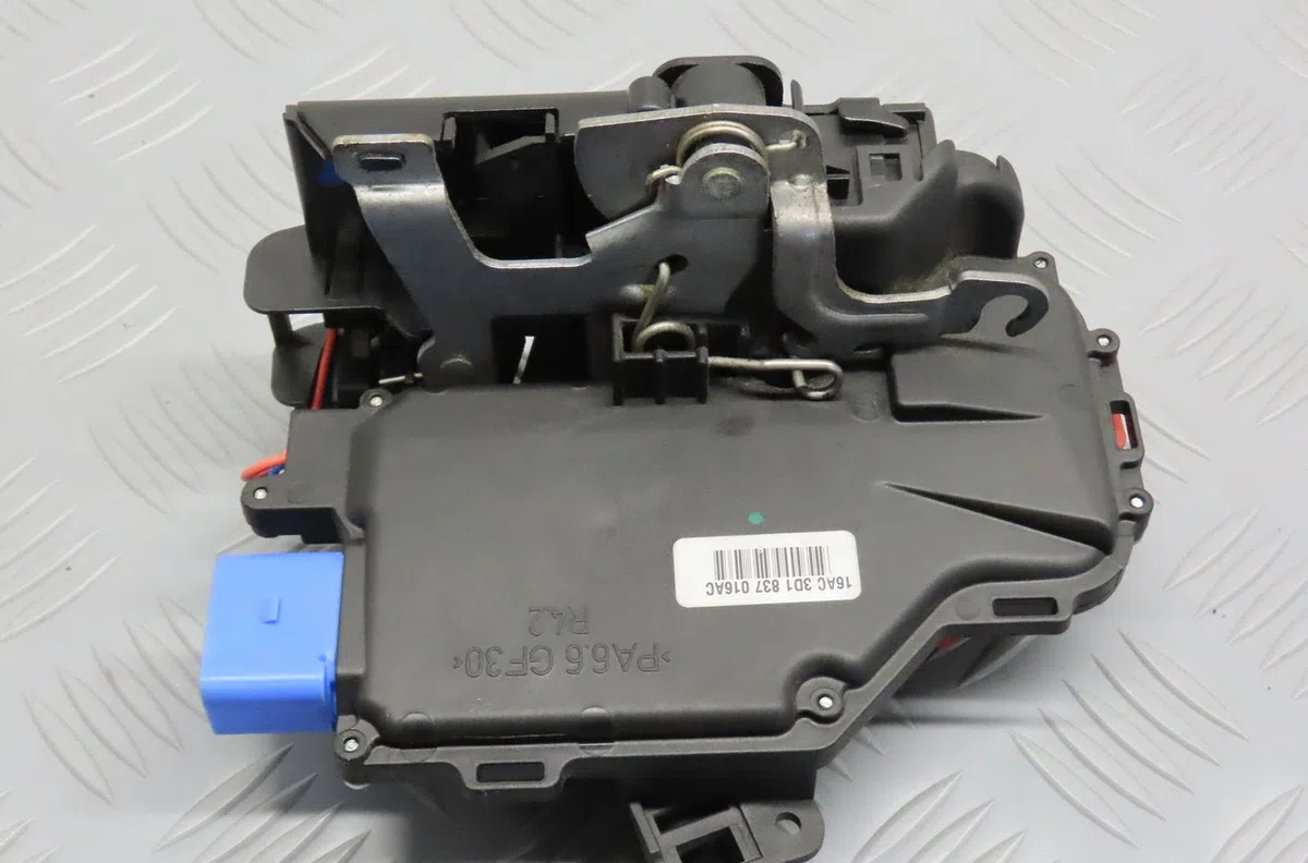 Serrure porte avd Volkswagen GOLF VI (5K1) 2.0 tdi (2008-2013) occasion