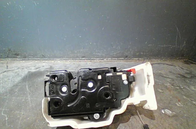 Serrure porte avd Volkswagen GOLF VI Variant (AJ5) 2.0 tdi (2009-2013) occasion
