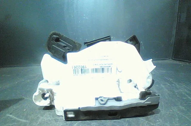 Serrure porte avd VOLKSWAGEN GOLF VII 2013 occasion
