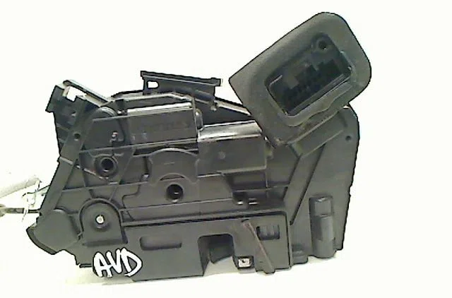 Serrure porte avd Volkswagen GOLF VII (5G1, BQ1, BE1, BE2) 1.6 tdi (2012-2017) occasion