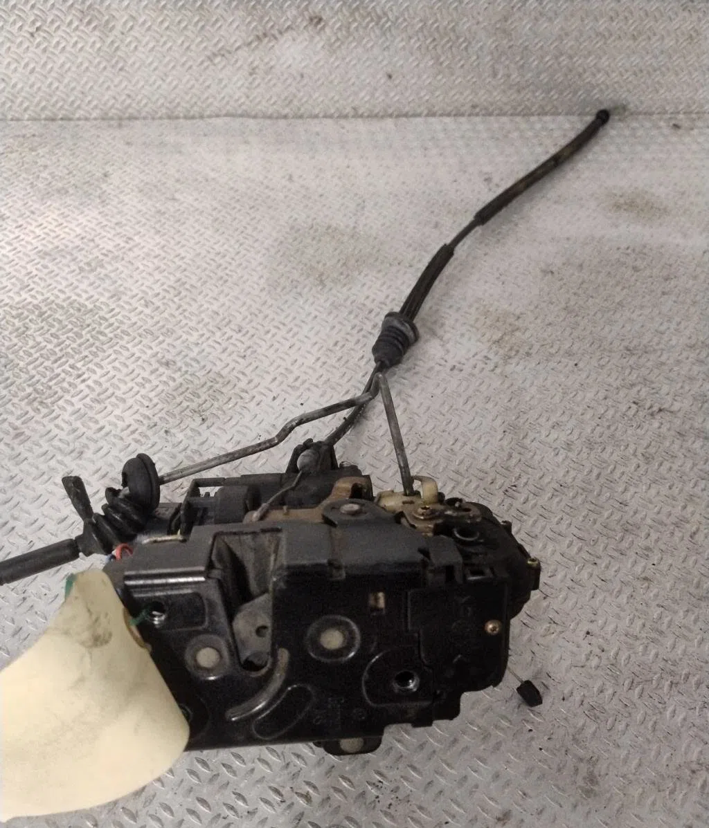 Serrure porte avd VOLKSWAGEN NEW BEETLE 1  NEW BEETLE 1 PHASE 1 occasion
