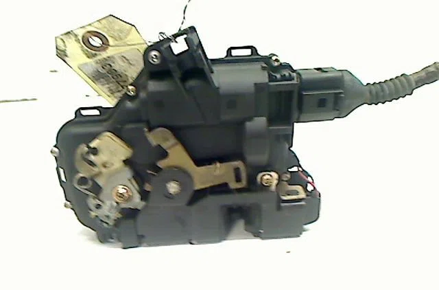 Serrure porte avd VOLKSWAGEN PASSAT occasion