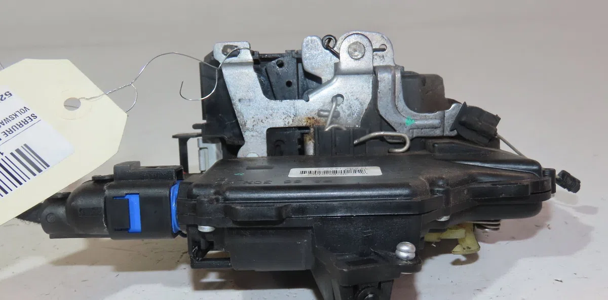 Serrure porte avd Volkswagen POLO (9N_, 9A_) 1.2 (2002-2007) occasion