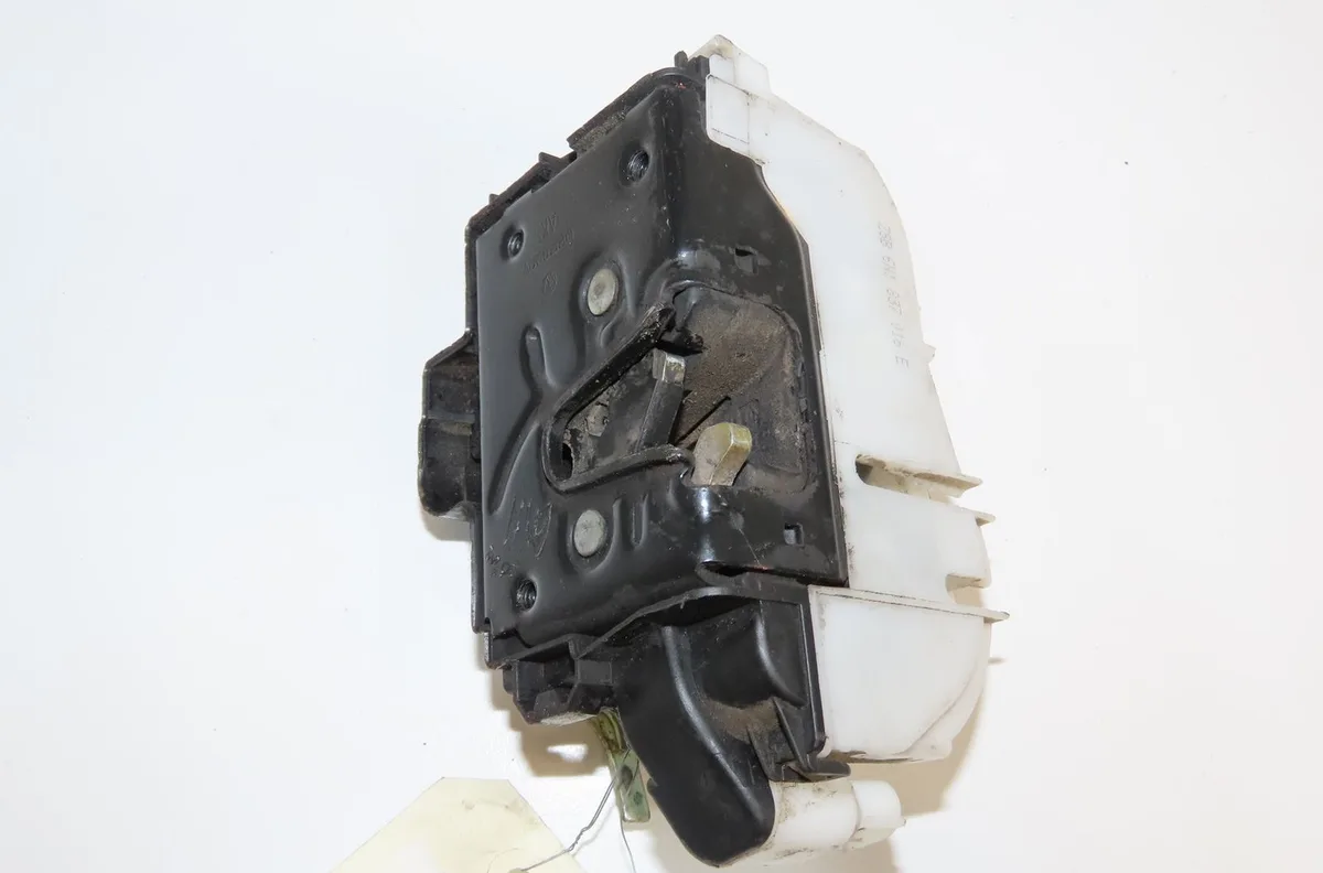 Serrure porte avd VOLKSWAGEN POLO III 2000 occasion