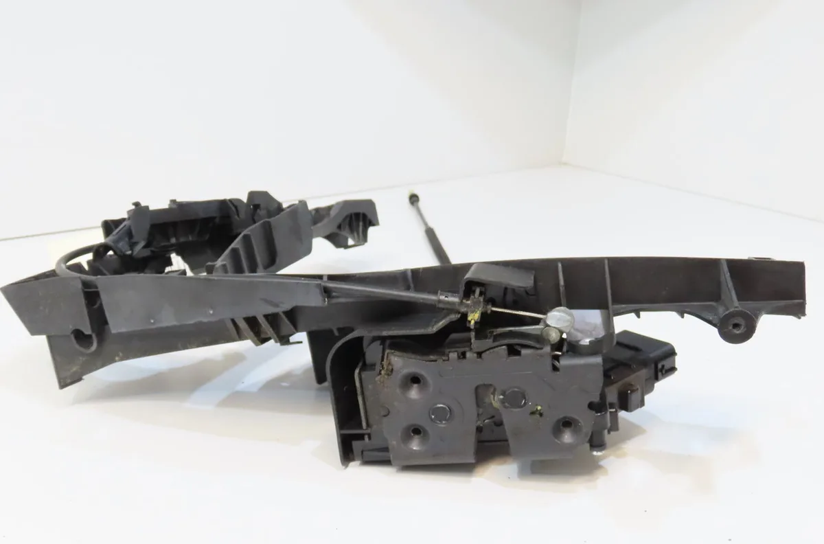 Serrure porte avd Volvo S40 II (544) D2 (2010-2012) occasion