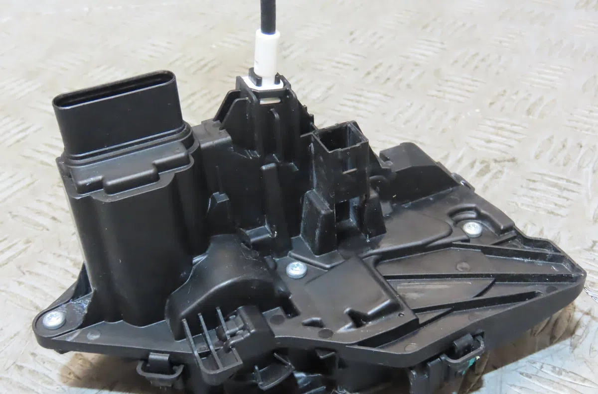 Serrure porte avd Volvo S90 II (234) D3 (2016-2018) occasion