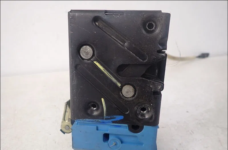 Serrure porte avd Volvo V70 II (285) 2.4 t (1999-2003) occasion